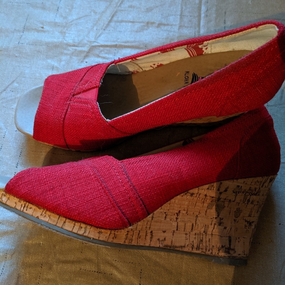 Red Peep Toe wedges - Picture 4 of 4